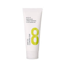 B.O.M 8 TEA CLEANSING FOAM PH5.5
