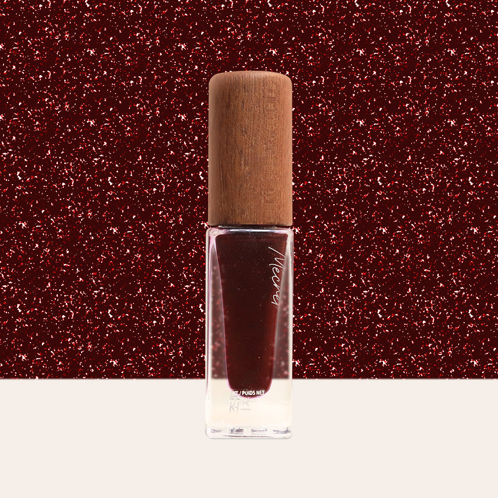 MECRET NAIL POLISH
